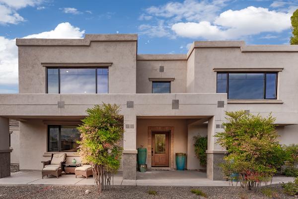 Van Deren #1: Luxury Uptown 3bed +loft, 3bath